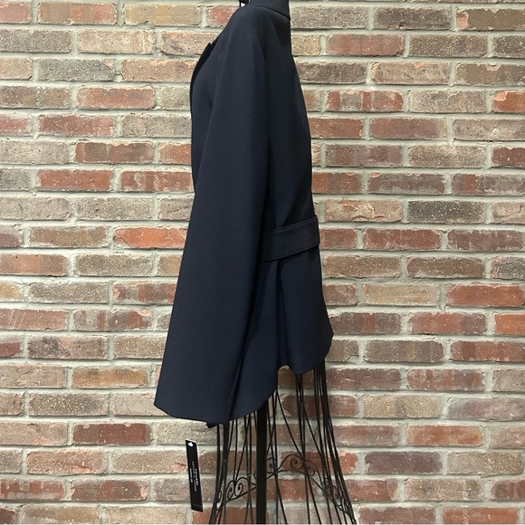 Tahari by Arthur Levine Navy Blue Belted Asymmetrical NWT’s Blazer Size 12 - Picture 4 of 7